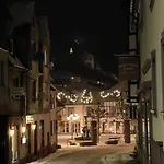 Eifelstuben Mit Charme - Bauernstube Vulkaneifel - Naehe Und Burgruine *