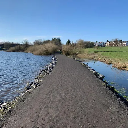 Eifelstuben Mit Charme - Bauernstube Vulkaneifel - Naehe Und Burgruine