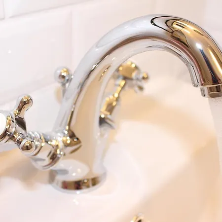 Eifelstuben Mit Charme - Bauernstube Vulkaneifel - Naehe Und Burgruine 펜션