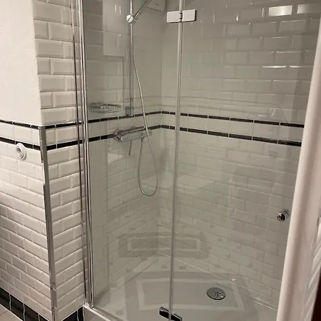 Eifelstuben Mit Charme - Bauernstube Vulkaneifel - Naehe Und Burgruine