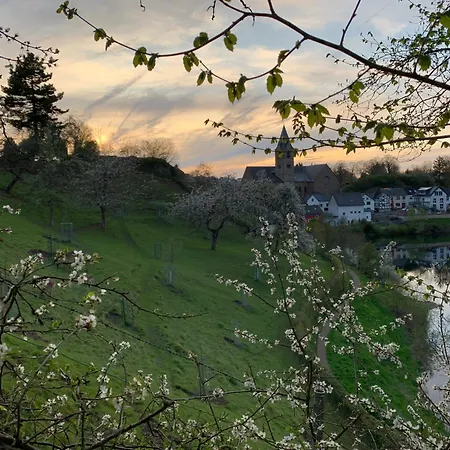Eifelstuben Mit Charme - Bauernstube Vulkaneifel - Naehe Und Burgruine 펜션 우멘