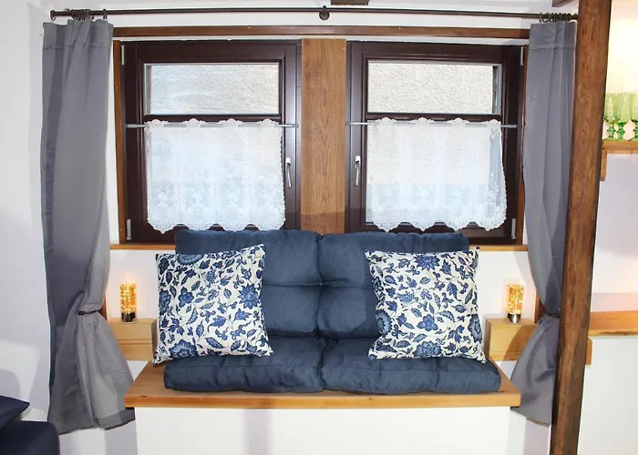 Eifelstuben Mit Charme - Bauernstube Vulkaneifel - Naehe Und Burgruine Ulmen