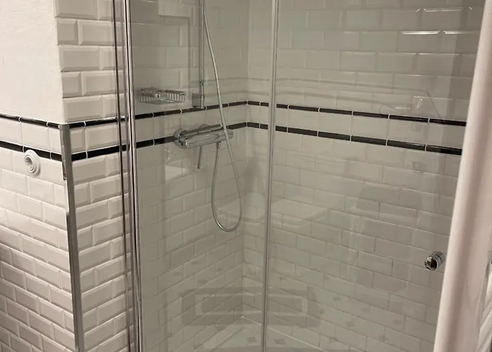 Eifelstuben Mit Charme - Bauernstube Vulkaneifel - Naehe Und Burgruine